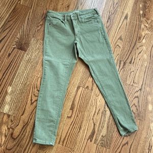 Universal Thread Mid Rise Skinny Jeans